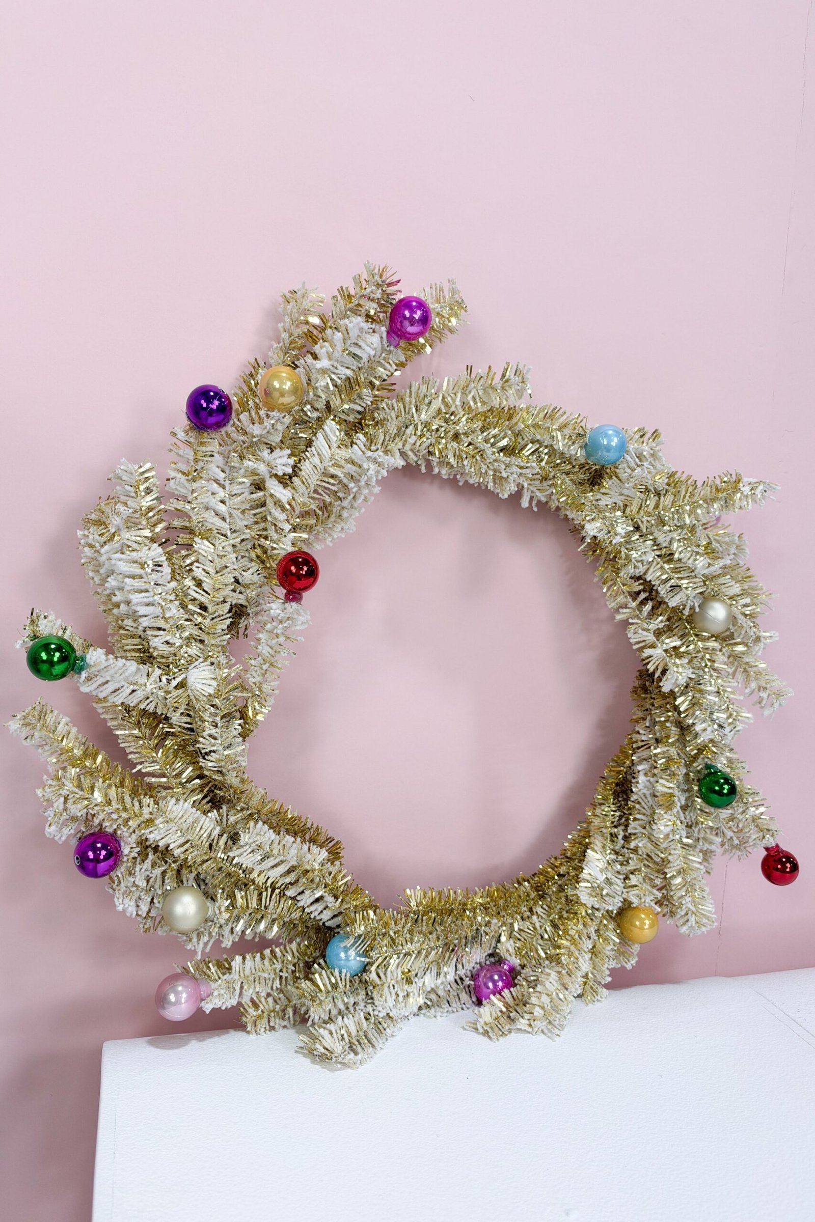 Christmas Wreath w/ Ornaments